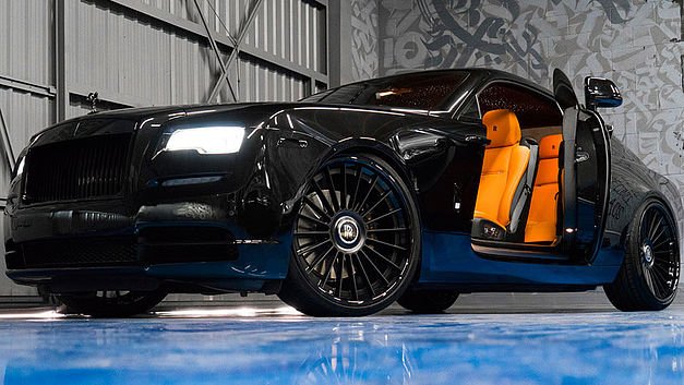 Cette Rolls-Royce Wraith n&#039;est pas vraiment toute noire