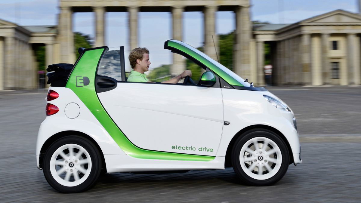 Batterijen elektrische Smart vervangen: Belachelijk duur!