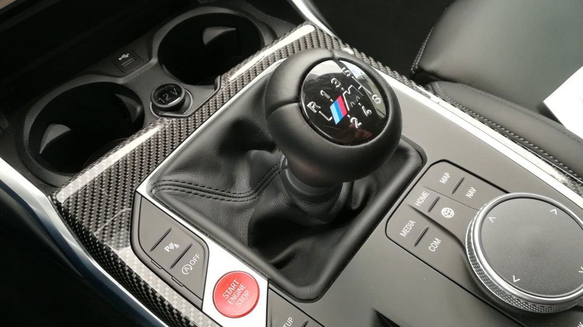 BMW M s’en tient à la boîte manuelle