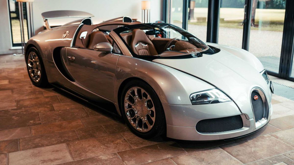 De allereerste gerestaureerde Bugatti Veyron Grand Sport