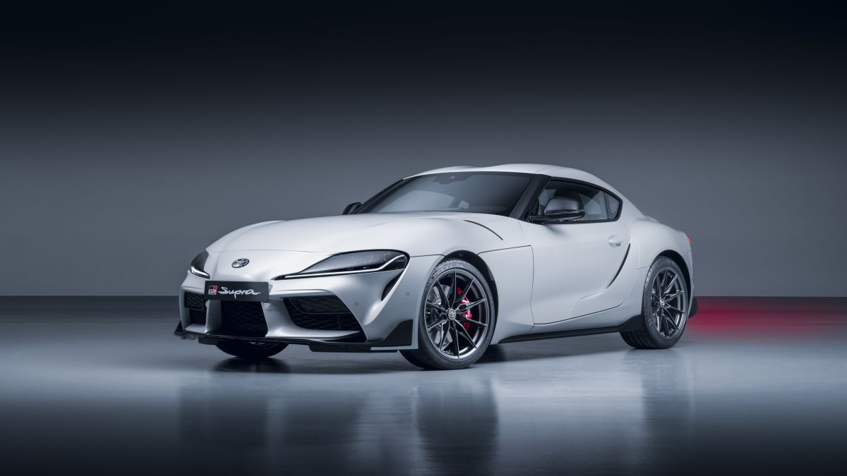 Toyota Supra krijgt manuele bak en wordt lichter