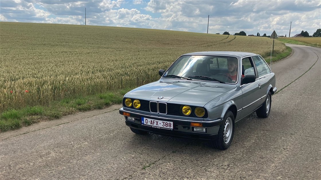 ESSAI RÉTRO BMW 323i (1984) : le choix de la rigue... | Gocar.be