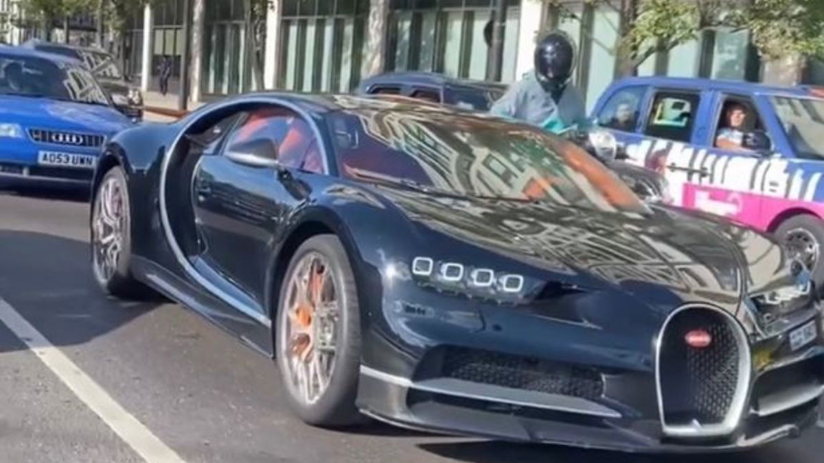 Dieven proberen op klaarlichte dag raam van Bugatti in te slaan