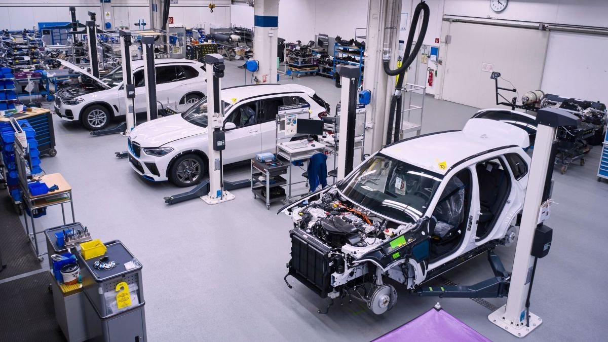 BMW bouwt iX5’s op waterstof (maar niet om te verkopen)