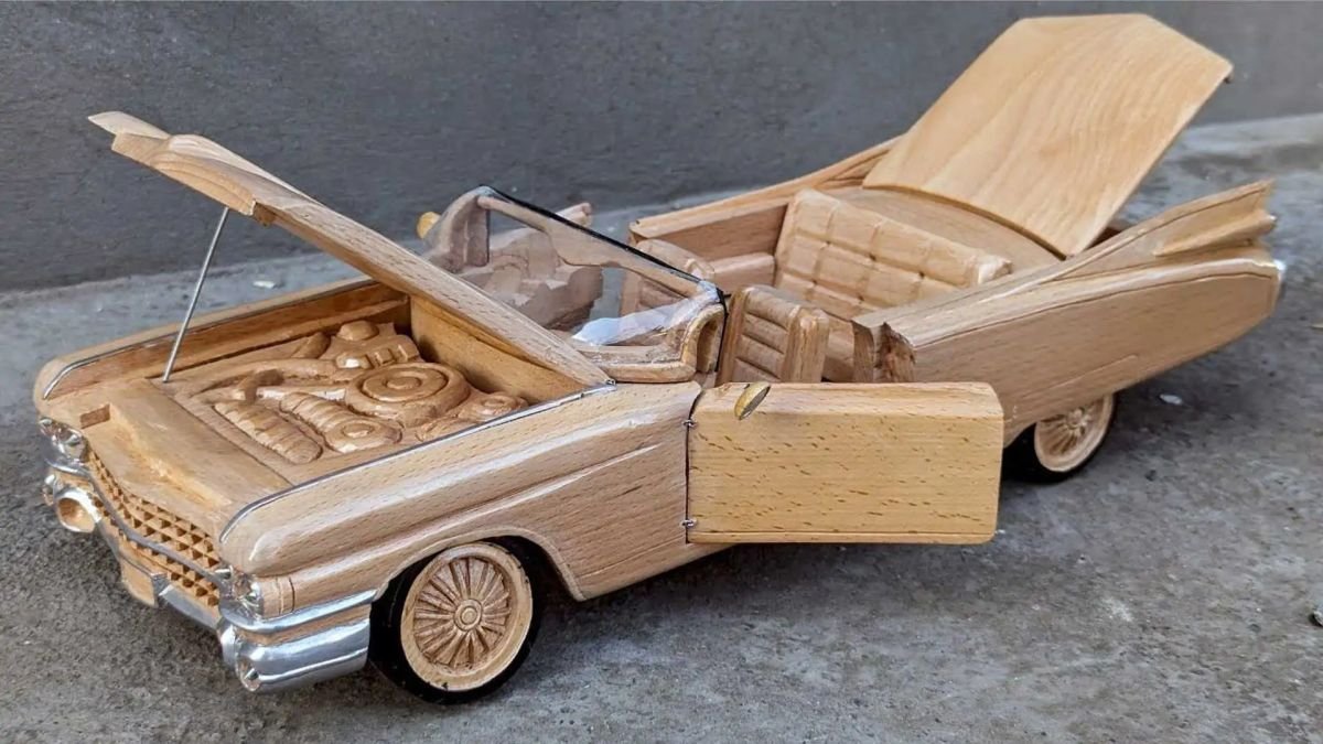 Hij creëert een 1959 Cadillac Eldorado Biarritz… in hout