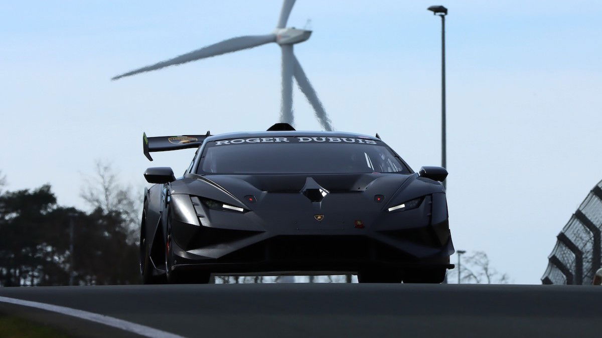Corten op zegejacht in Belcar met monsterlijke Lamborghini Huracán