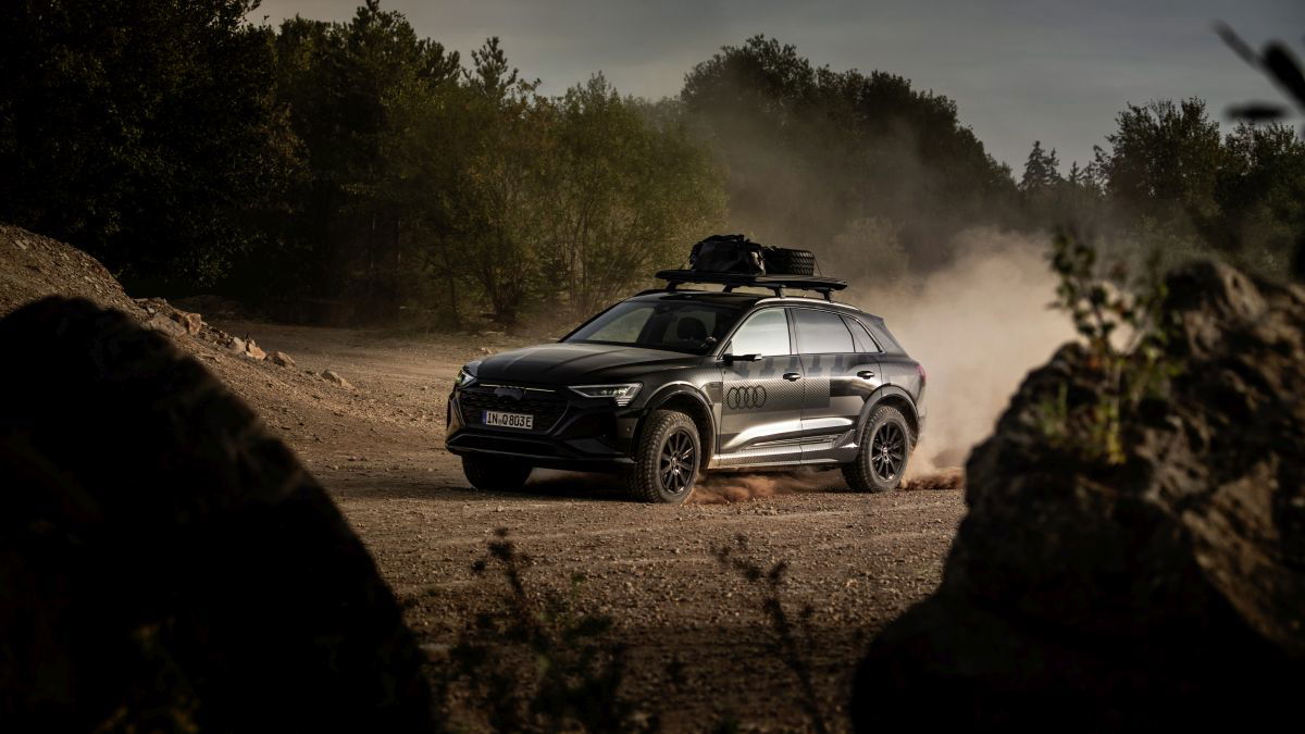 Audi Q8 e-tron Edition Dakar: zelfverzekerd op alle soorten ondergrond