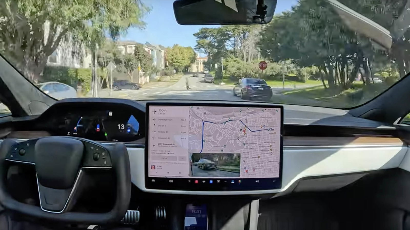 VIDÉO – Voiture autonome : l’avance phénoménale de Tesla