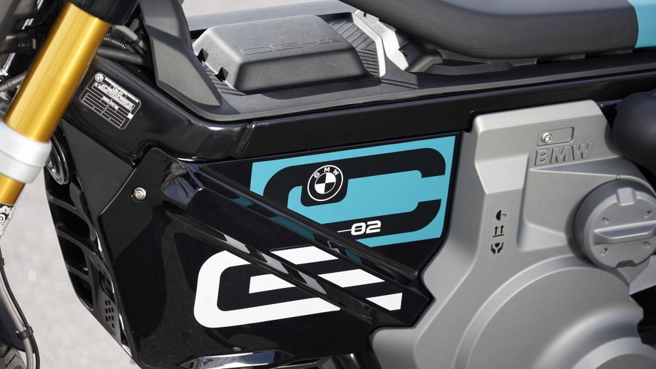 BMW-CE02_28.01.24_details_mj_ 01