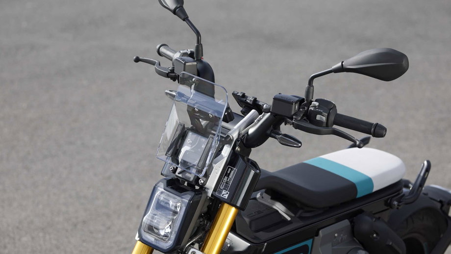 BMW-CE02_28.01.24_details_mj_ 33