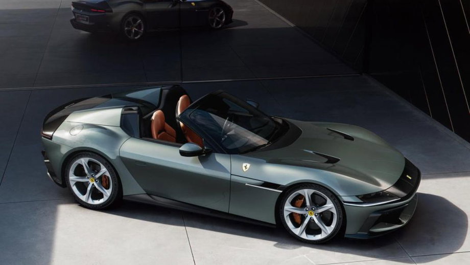 Ferrari 12cilindri spyder