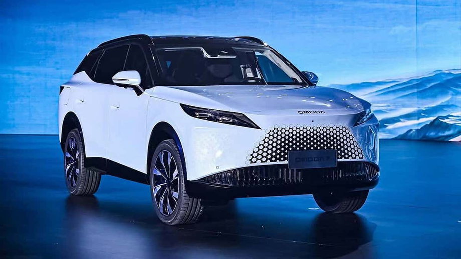 Omoda 7