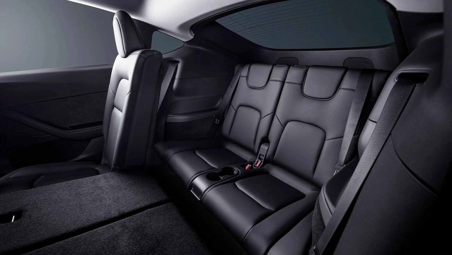tesla-Y-7seats - copie