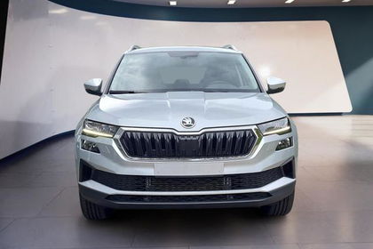 Skoda Karoq Style 1.5 TSI DSG LED ACC Kamera SmartL...