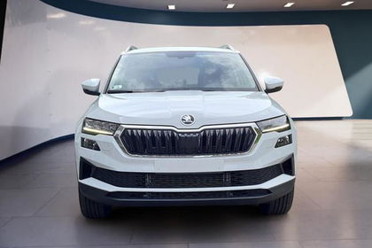 Skoda Karoq Style 1.5 TSI DSG LED ACC Kamera SmartL...