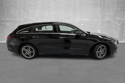 Mercedes CLA Shooting Brake AMG Line 200 SB 1.3 163PS/...