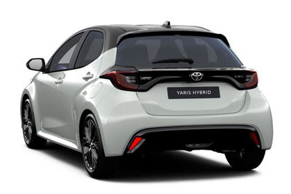 Toyota Yaris Style 1.5 130 ECVT LED Nav SHZ Kam Keyl...