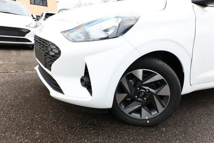 Hyundai i10 1.0 MPI 63 MY25 Nav Kam PDC CarPlay PrivG...