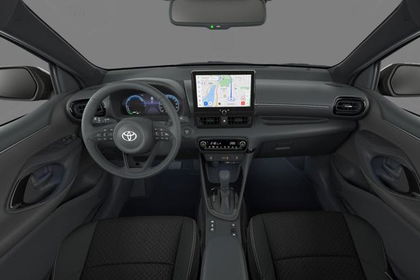 Toyota Yaris Style 1.5 130 ECVT LED Nav SHZ Kam Keyl...