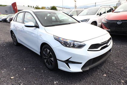 Kia Ceed 1.5 T-GDI 140 DCT Nav SHZ Kam PDC 16Z Te...