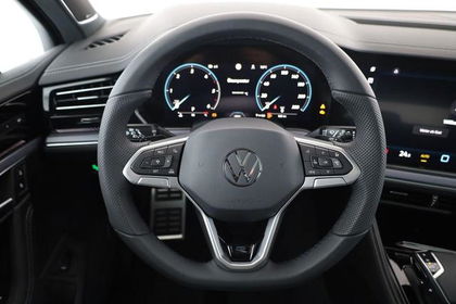 Volkswagen Touareg 3.0 TDI 210 kW 4Motion R-Line V6 Blac...