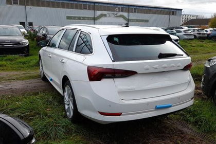 Skoda Octavia Combi PHEV 204 DSG Nav SunS Kam Kessy...