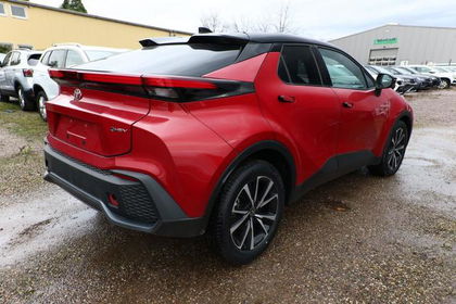 Toyota C-HR 1.8 Hybrid 140 ECVT TeamD Nav SHZ ACC 10...