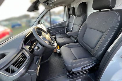 Renault TRAFIC L2H1 AHK CarPlay Klima Holz Extra dCi ...