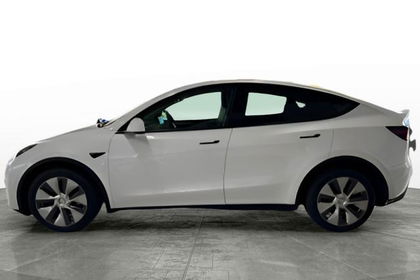 Tesla Model Y Long Range 2022, 19 Zoll Felgen 378k...