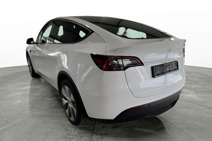 Tesla Model Y Long Range 2022, 19 Zoll Felgen 378k...