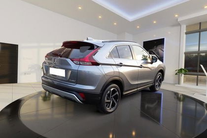 Mitsubishi Eclipse Cross Plus Navi Plug-In Hybrid PHEV 1...