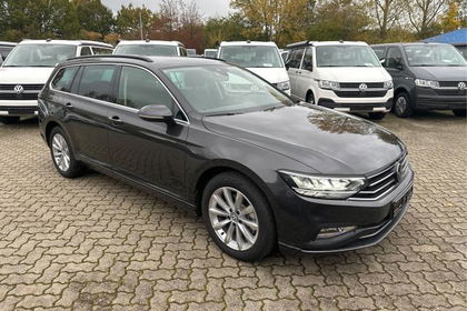 Volkswagen Passat Variant Business NAVI+ACC+VIRTUAL COCK...