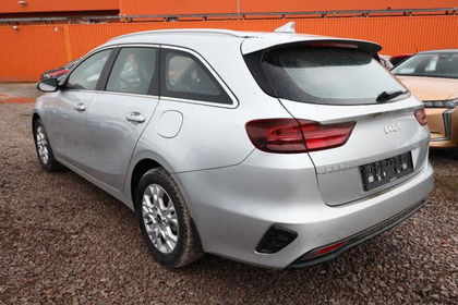 Kia Ceed Sportswagon SW 1.5 T-GDI 160 LED SHZ PDC...