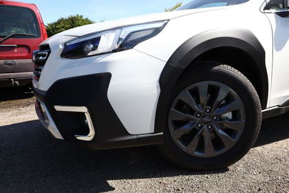 Subaru Outback Trend 2.5 169 CVT 4x4 SHZ LED Kam PDC...