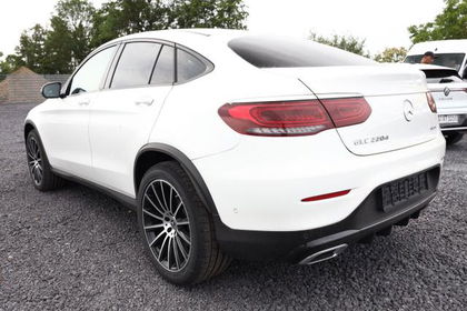 Mercedes GLC 360 220 d 4M Coupé AMG Line Distronic 20Z...