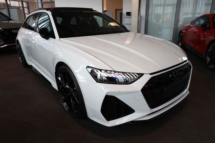 Audi RS6 Avant Tour Laser 22Z Pano Leder HUD Stadt...