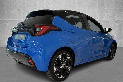 Toyota Yaris Style 1.5 VVT-i Hybrid 116PS/85kW CVT 2...