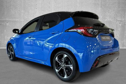 Toyota Yaris Premiere Edition 1.5 VVT-i Hybrid 130PS...