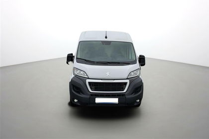 Peugeot Boxer 2.2 BlueHDi 140cv L2H2 NAVI / CAMERA / CRUISE