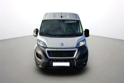 Peugeot Boxer 2.2 BlueHDi 140cv L2H2 NAVI / CAMERA / CRUISE