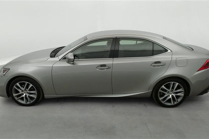 Lexus IS 300 2.5i Hybrid NAVI / XENON / CUIR PARTIEL / CAMERA / JA 18"