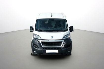 Peugeot Boxer 2.2 BlueHDi 140cv L2H2 NAVI / CAMERA / CRUISE