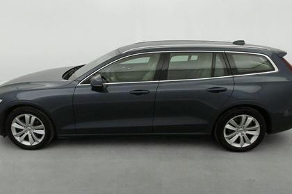 Volvo V60 2.0 D3 150cv Momentum NAVI / FULL LED / CUIR / JA 17"