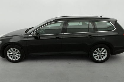 Volkswagen Passat Variant 1.6 TDi Comfortline Bus. DSG NAVI/FULL LED/PDC AV-ARR