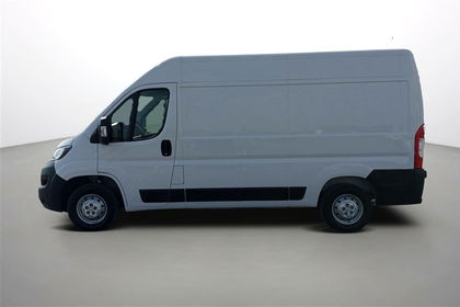 Peugeot Boxer 2.2 BlueHDi 140cv L2H2 NAVI / CAMERA / CRUISE