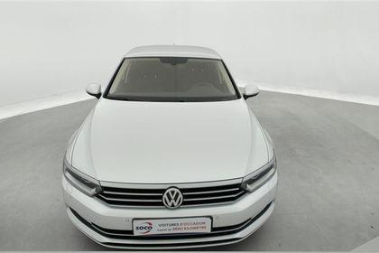 Volkswagen Passat 1.6 TDi SCR DSG/NAVI/FULL LED/JA/PDC AV AR