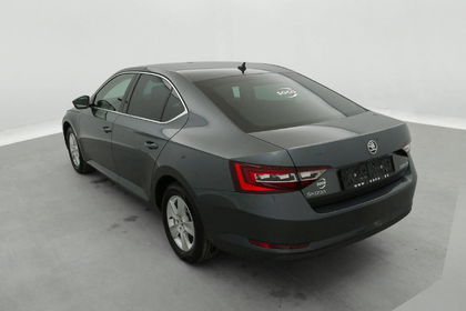 Skoda Superb 1.5 TSI ACT Ambition NAVI/JA/PDC AV AR