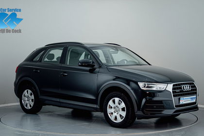 Audi Q3 **VEEL OPTIES!** OPEN DAK/ NAVIGATIESYSTEEM/ **PARKEERSENSOREN!**