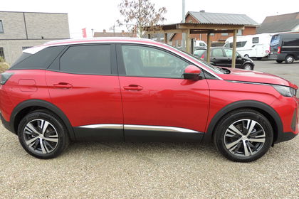 Peugeot 3008 Facelift Allure 1.5 BlueHDi