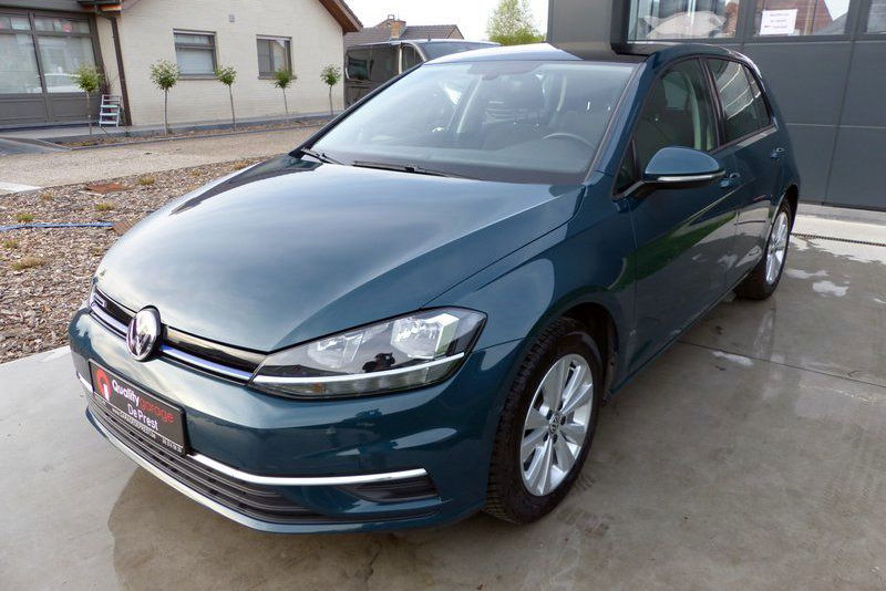 Volkswagen Golf VII